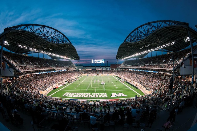 不论在足球 不论在足球