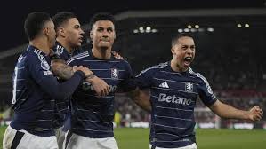 一名是天才 一名是天才